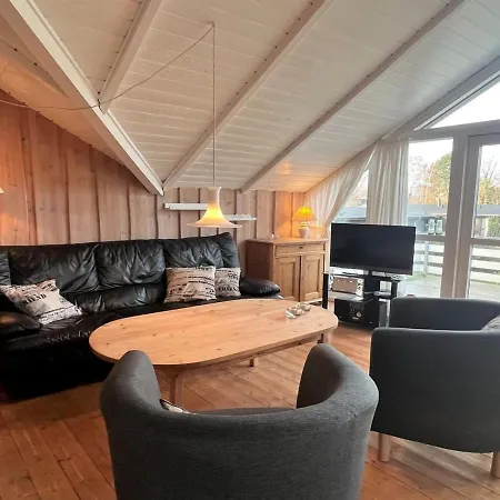 Holiday home Evamari - 300m From The Sea In Djursland And Mols By Interhome *